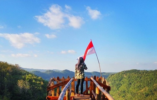 Bukit Panguk Kediwung Tempat Wisata Alam di Jogja Yang Wajib Dikunjungi Lagi Hits